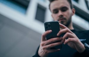 Apple Shuts Dark Sky Android App July 1 2020 Android phone displays Dark Sky app rain alert with shutdown notice overlay