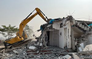 32 Students Trapped in Rajasthan School Collapse Rescuers and villagers dig through rubble of a collapsed school building in Piplodi, Rajasthan, searching for trapped students.