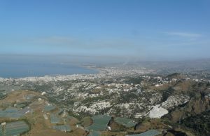 IDF Airstrike Kills 4, Injures 10 in Syria’s Baniyas Smoke rises over Baniyas port after Israeli jets strike Hezbollah targets along Syria’s Mediterranean coast.