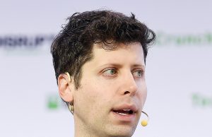 OpenAI Removes GPT-4o Amid User Backlash