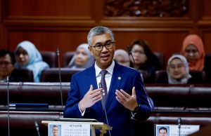 PROPOSAL TO INCREASE STATUTORY DEBT LIMIT TO 65% Tengku Datuk Seri Zafrul Abdul Aziz