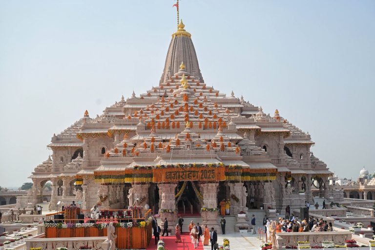 Ayodhya Vendor Expresses Anger Over Alleged Theft at Ram Temple Trust