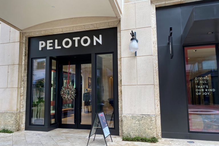 Peloton to Launch Cheapest Treadmill Yet in Running Bet
