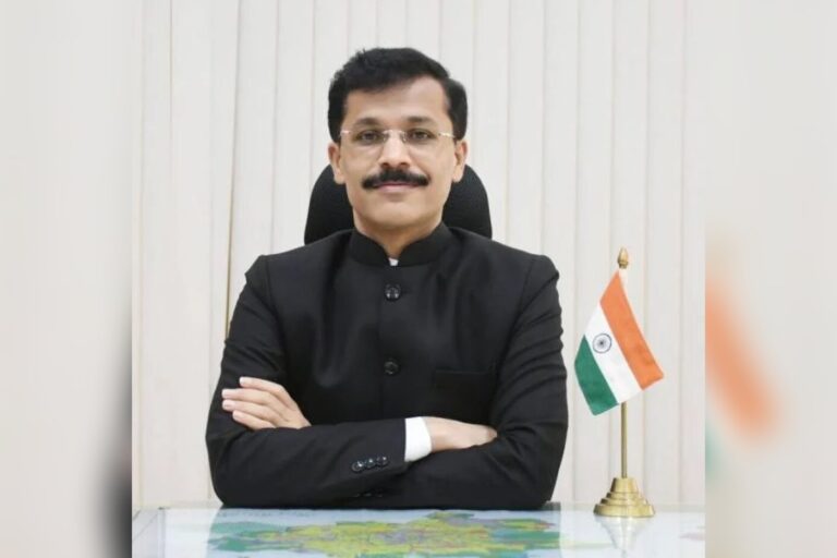 Maharashtra FDA cracks down on eateries, says Commissioner Tukaram Mundhe