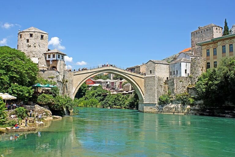 Nationalist Gains in Bosnia Election Signal Conservative Alliance, Political Polarization