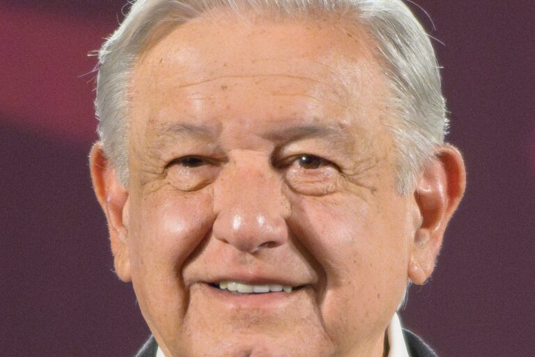 AMLO’s Political Legacy Faces Scrutiny as Mexico Navigates Post-4T Sovereignty Crisis