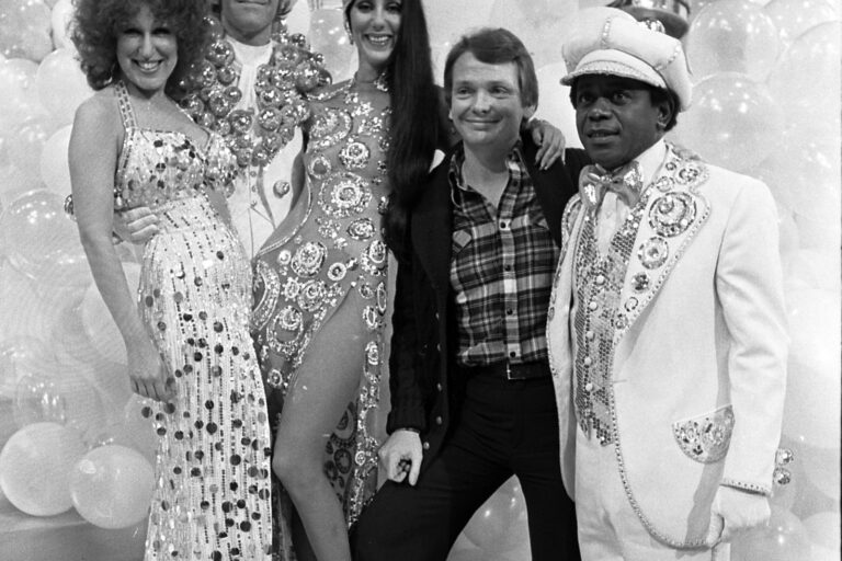 How Bob Mackie Redefined Red Carpet Glamour for Generations of Hollywood Icons
