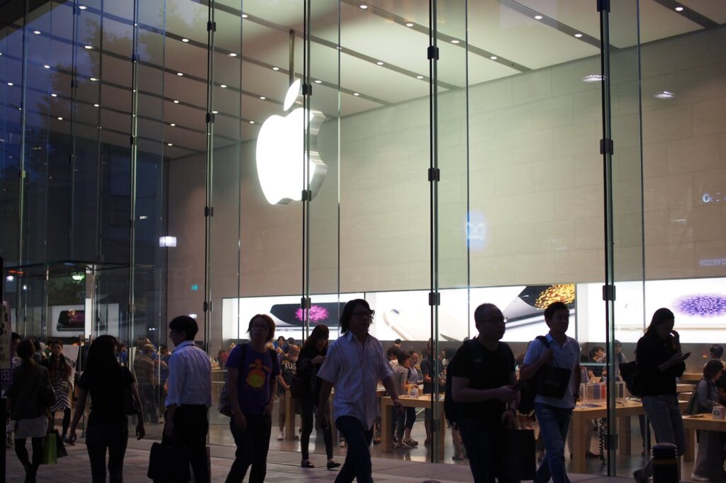 How to Strategically Time Purchases of Apple Hardware for Maximum Value
